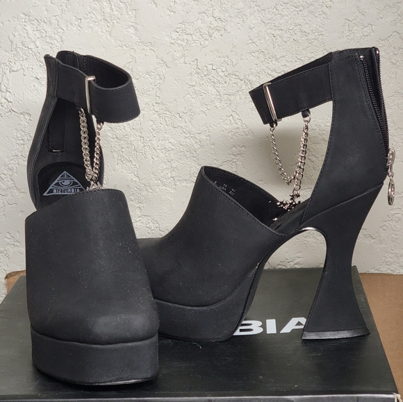 Disturbia witchy heels - Picture 4 of 4